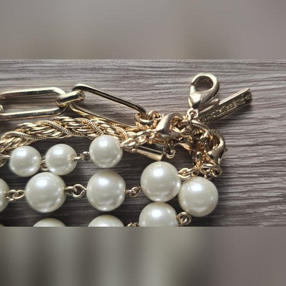 White House Black Market WHBM 5 Strand Faux Pearl Gold Chain Necklace Versatile - Picture 9 of 14